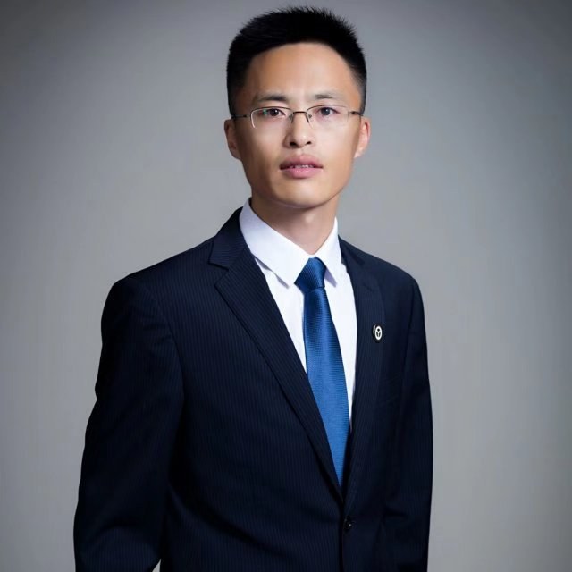 吕金律师职业照
